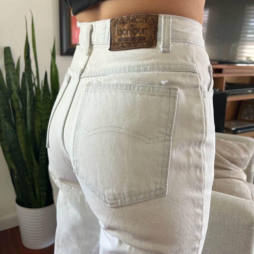 Vintage 90s Bonjour light wash 100% Cotton High Rise straight leg 25” Waist